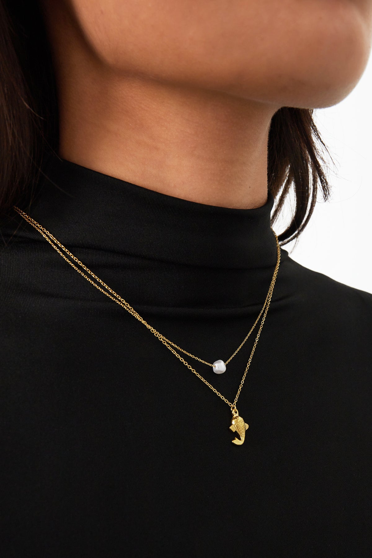 Fish and pearl Necklace