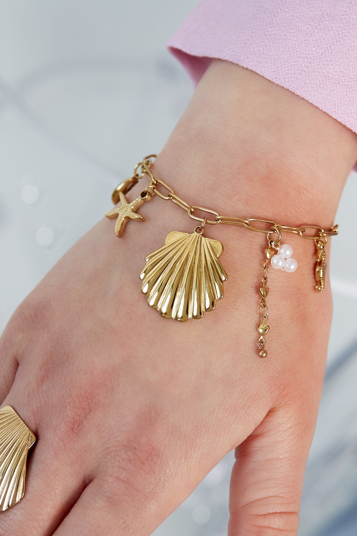 large beachy bracelet