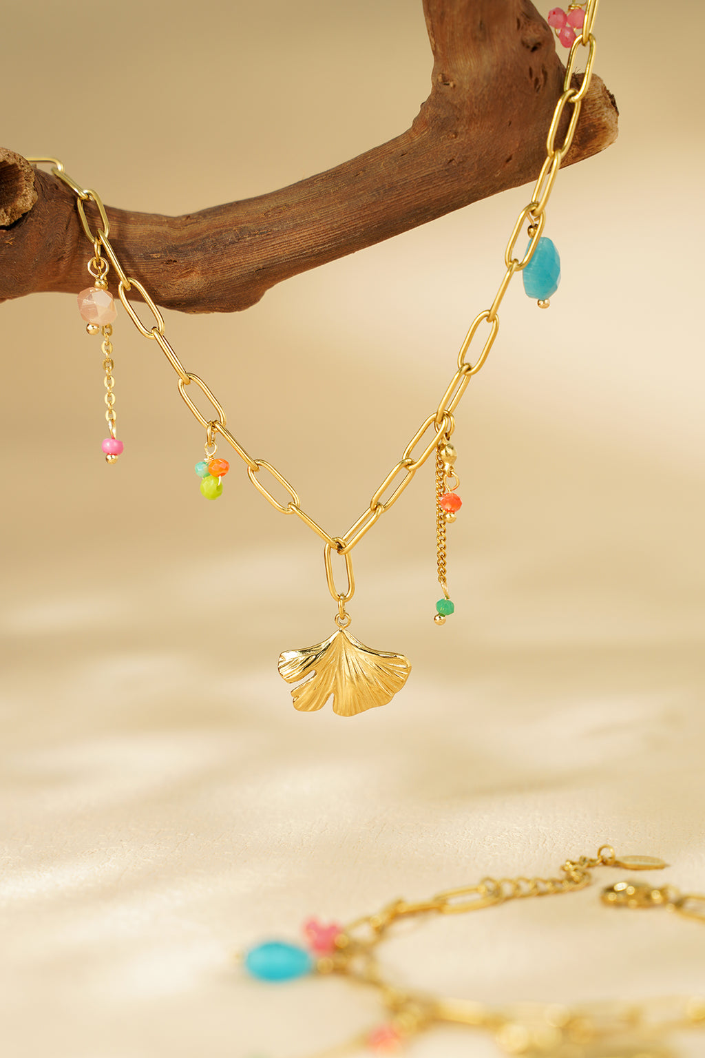 vivid vibes necklace