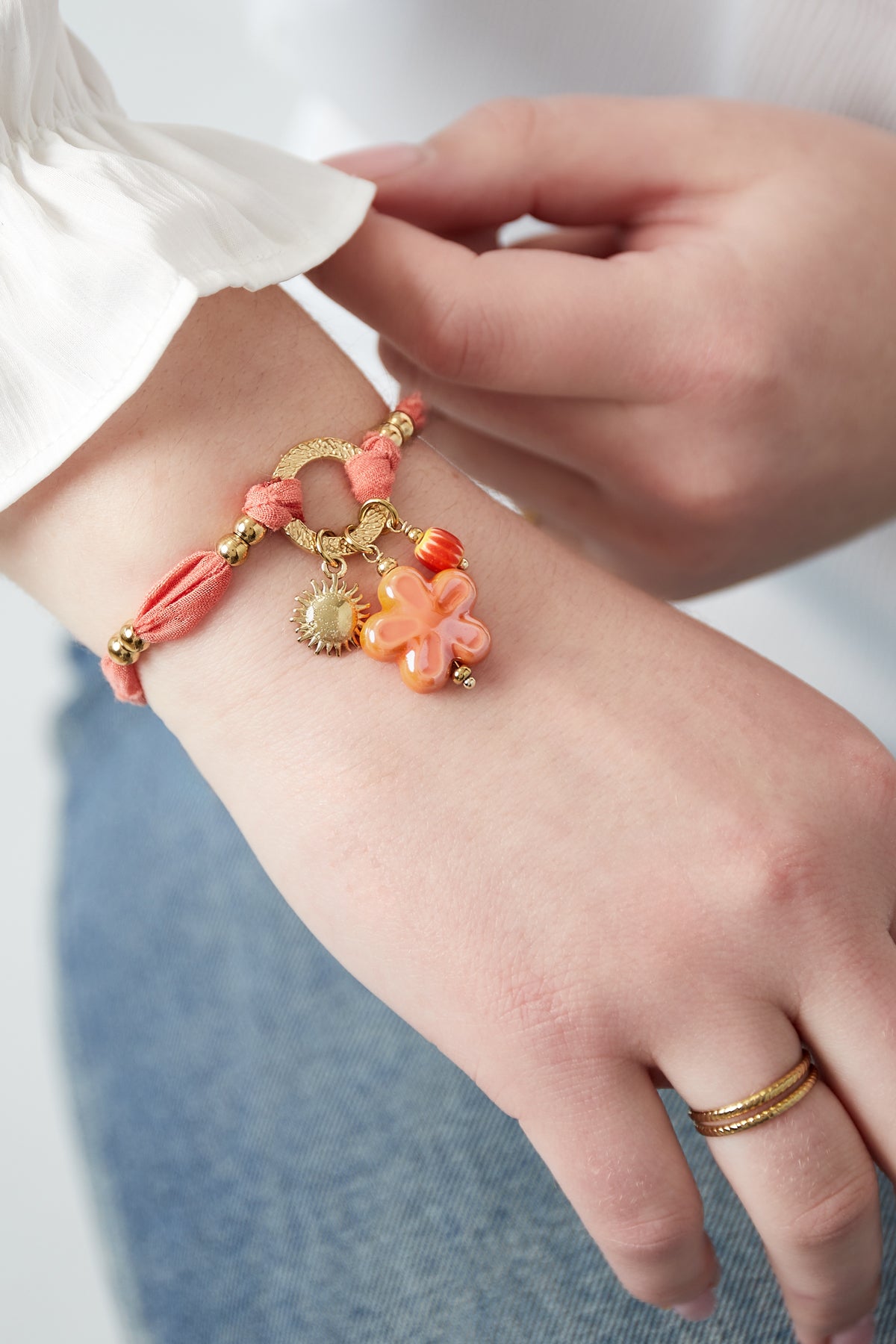 sunny floral bracelet - orange & 